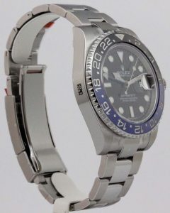 ROLEX GMT MASTER II 116710BLNR BATMAN État : Occasion Dimension : 40mm Année : 9 Août 2016 Mouvement : Automatique Boitier : Acier Bracelet : Acier Cadran : Noir Contenu livré : Boîte et Papiers d'origine Étanchéité : 10 ATM Garantie : Garantie ROLEX 5 ans Spécificités: - Lunette céramique, GMT, Date