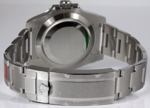 Rolex Submariner Date Hulk - Prix sur demande Référence : 116610LV État : Neuve Dimension : 40mm Année : 2016 Mouvement : Automatique Boitier : Acier Bracelet : Acier Cadran : Vert Contenu livré : Boîte et Papiers d'origine Étanchéité : 30 ATM Garantie : Garantie ROLEX 5 ans Spécificités: - Date, Lunette Tournante
