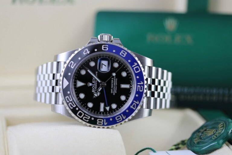 Rolex Batman GMTMaster II 2021 Man Vs Time