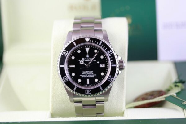 Rolex Sea-Dweller 16600 + Rolex Service 12/2024 – Image 3