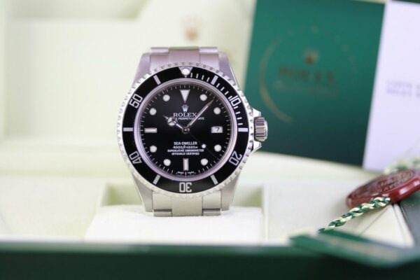 Rolex Sea-Dweller 16600 + Rolex Service 12/2024 – Image 4