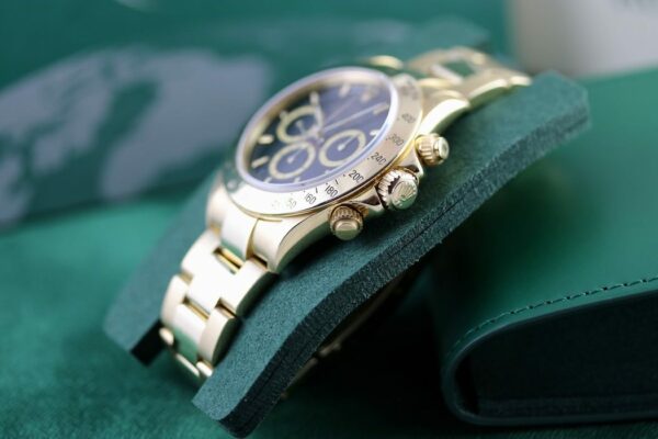 Rolex Daytona 16528 "Inverted 6" - Full Gold - Révision Rolex – Image 5