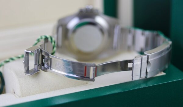 Rolex Submariner Date New Old Stock 2017 – Image 12
