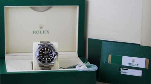 Rolex Submariner Date New Old Stock 2017 – Image 13