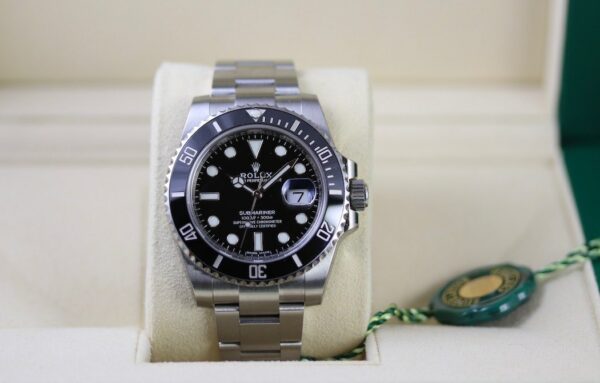 Rolex Submariner Date New Old Stock 2017 – Image 3
