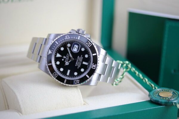 Rolex Submariner Date New Old Stock 2017 – Image 4