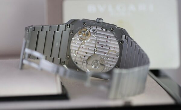Bulgari Octo Finissimo BGO40TXT Titane - Ultra Plate + Bracelet - 2018 – Image 10