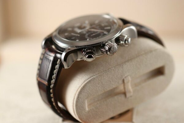 Jaeger-LeCoultre Master Control Date – Réf. 146.8.25 – Image 6