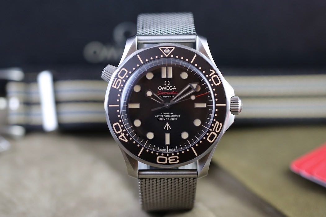 Omega Seamaster Diver 300M 007 Edition