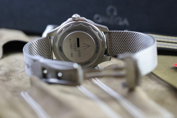 Omega Seamaster Diver 300M 007 Edition – Image 8
