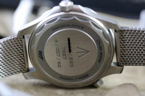 Omega Seamaster Diver 300M 007 Edition – Image 9