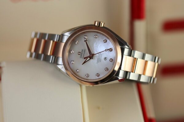 Omega Seamaster Aqua Terra 34 mm – Réf. 231.20.34.20.55.001 – Cadran nacre & diamants – Image 4