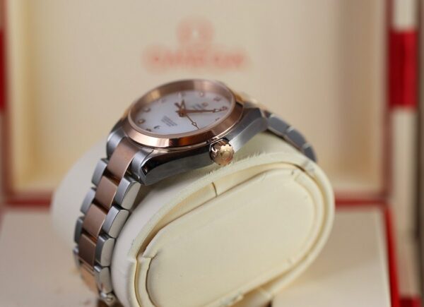 Omega Seamaster Aqua Terra 34 mm – Réf. 231.20.34.20.55.001 – Cadran nacre & diamants – Image 5
