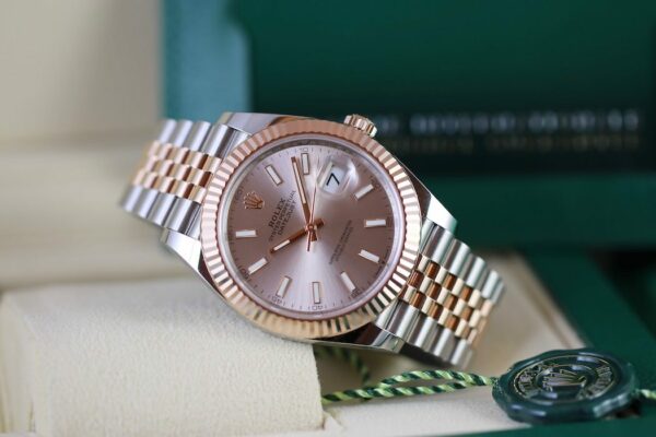 Rolex Rolex Datejust 41 – Réf. 126331 – Or Rose & Acier – Année 2022 – Image 5