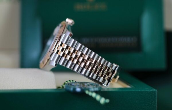 Rolex Rolex Datejust 41 – Réf. 126331 – Or Rose & Acier – Année 2022 – Image 8