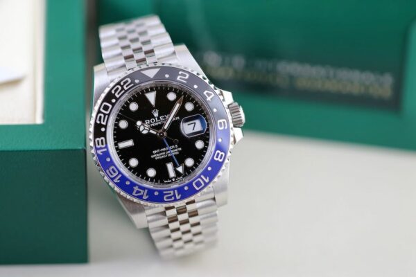 Rolex GMT-Master II "Batgirl" – Réf. 126710BLNR – Année 2022 – Image 3