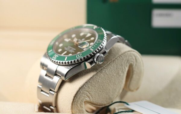 Rolex Submariner Date 116610LV "Hulk"– Full Set – Image 6