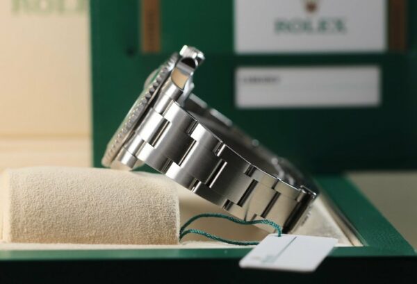 Rolex Submariner Date 116610LV "Hulk"– Full Set – Image 7