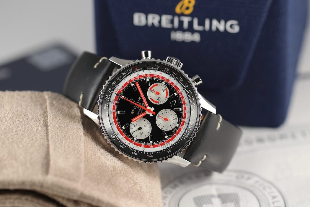 Breitling Navitimer AB0121211C1 Swiss Air – Édition spéciale
