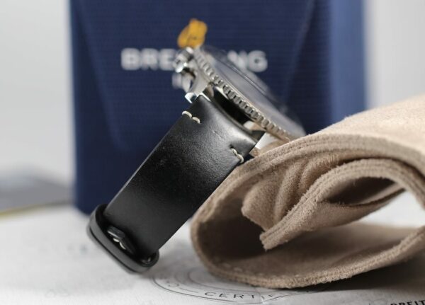 Breitling Navitimer AB0121211C1 Swiss Air – Édition spéciale – Image 8
