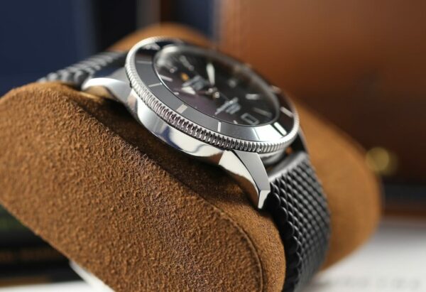 Breitling Superocean Heritage II B20 – Image 5