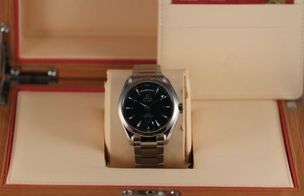 Omega Seamaster Aqua Terra 150M Co-Axial Master Chronometer GMT Worldtimer – Image 13