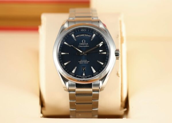 Omega Seamaster Aqua Terra 150M Co-Axial Master Chronometer GMT Worldtimer – Image 5