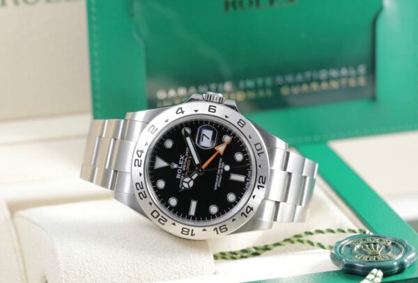 Rolex Explorer II 226570 – Cadran Noir – Année 2024 – Full Set – Image 3