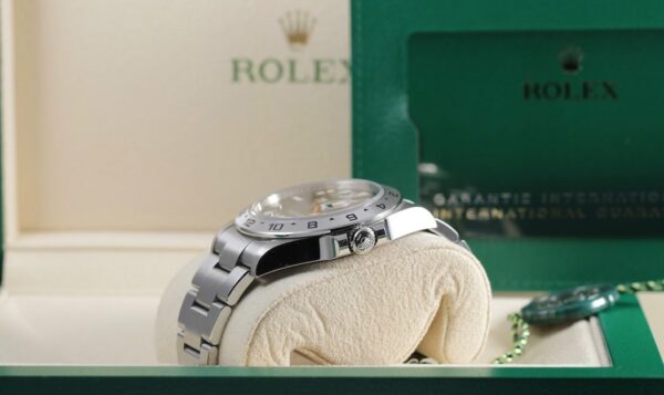 Rolex Explorer II 226570 – Cadran Noir – Année 2024 – Full Set – Image 6