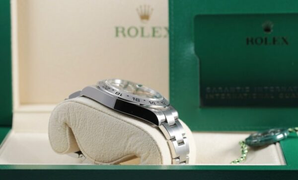 Rolex Explorer II 226570 – Cadran Noir – Année 2024 – Full Set – Image 7