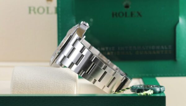 Rolex Explorer II 226570 – Cadran Noir – Année 2024 – Full Set – Image 8