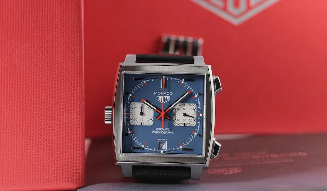 TAG Heuer Monaco CAW211P.FC6356 – Steve McQueen – Boîte & Papiers