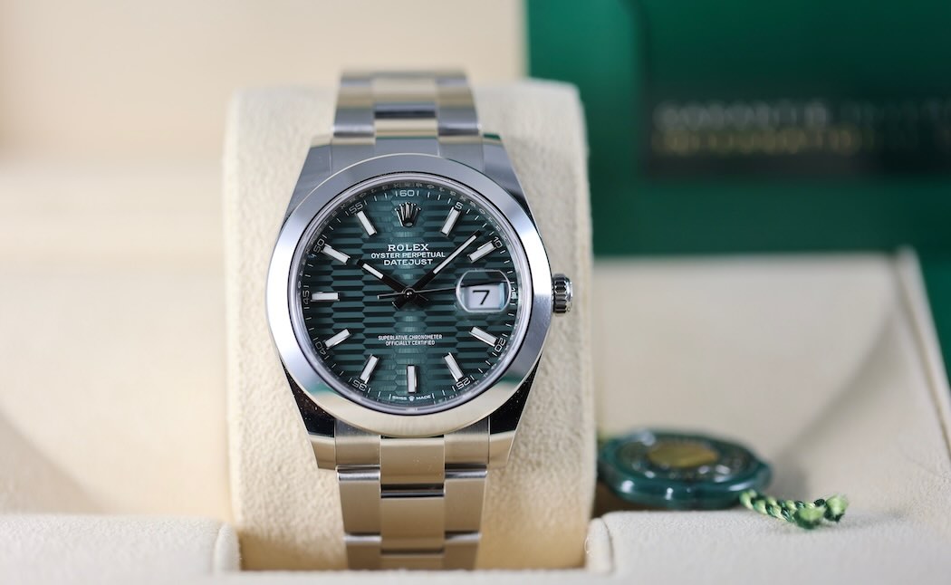 Rolex Datejust 41 – Réf. 126300 – Cadran Vert – 2023 – Boîte & Papiers – Image 4