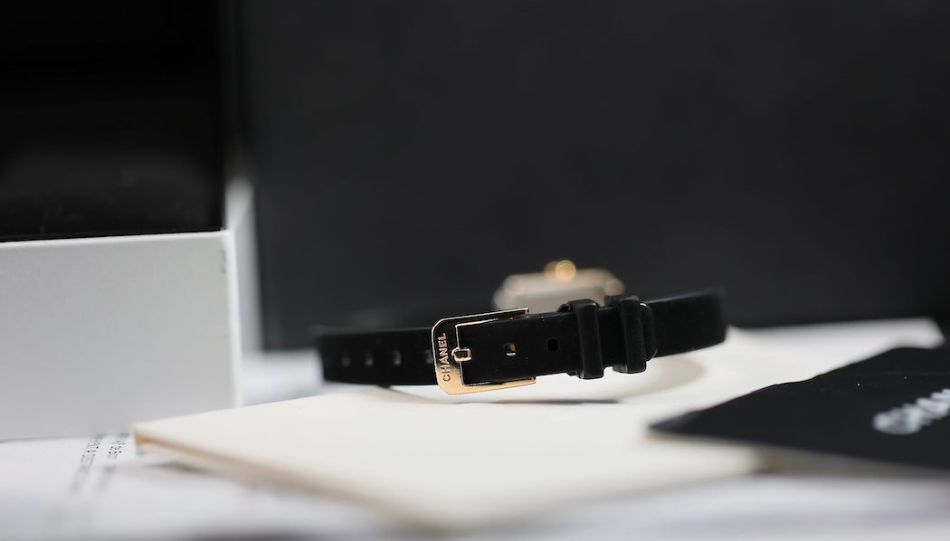 Chanel Première Ruban H6125 – Or Jaune – Avec Boîte, Papiers & Facture 2024 – Image 9