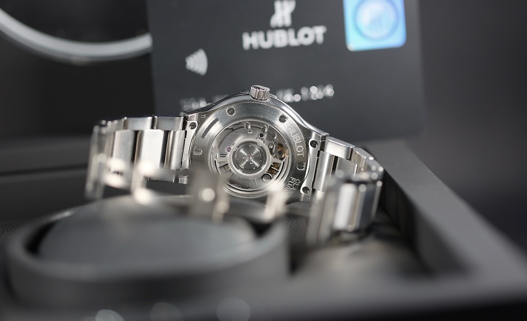 Hublot Classic Fusion Titanium Diamonds 33 mm – Cadran Rose – 2021 – Image 12