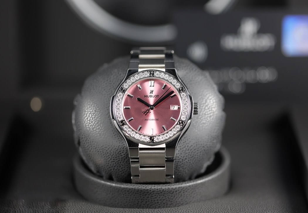 Hublot Classic Fusion Titanium Diamonds 33 mm – Cadran Rose – 2021 – Image 3