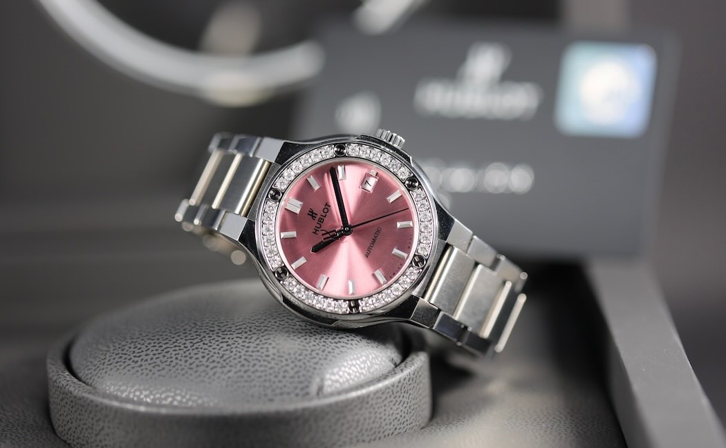 Hublot Classic Fusion Titanium Diamonds 33 mm – Cadran Rose – 2021 – Image 4