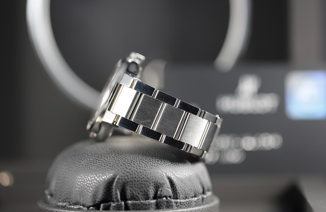 Hublot Classic Fusion Titanium Diamonds 33 mm – Cadran Rose – 2021 – Image 10