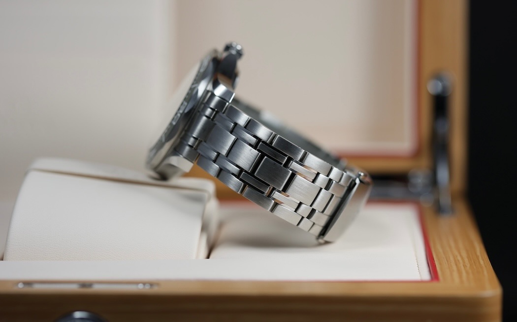 Omega Seamaster Diver 300M – Réf. 210.30.42.20.10.001 – Mai 2025 – Image 8