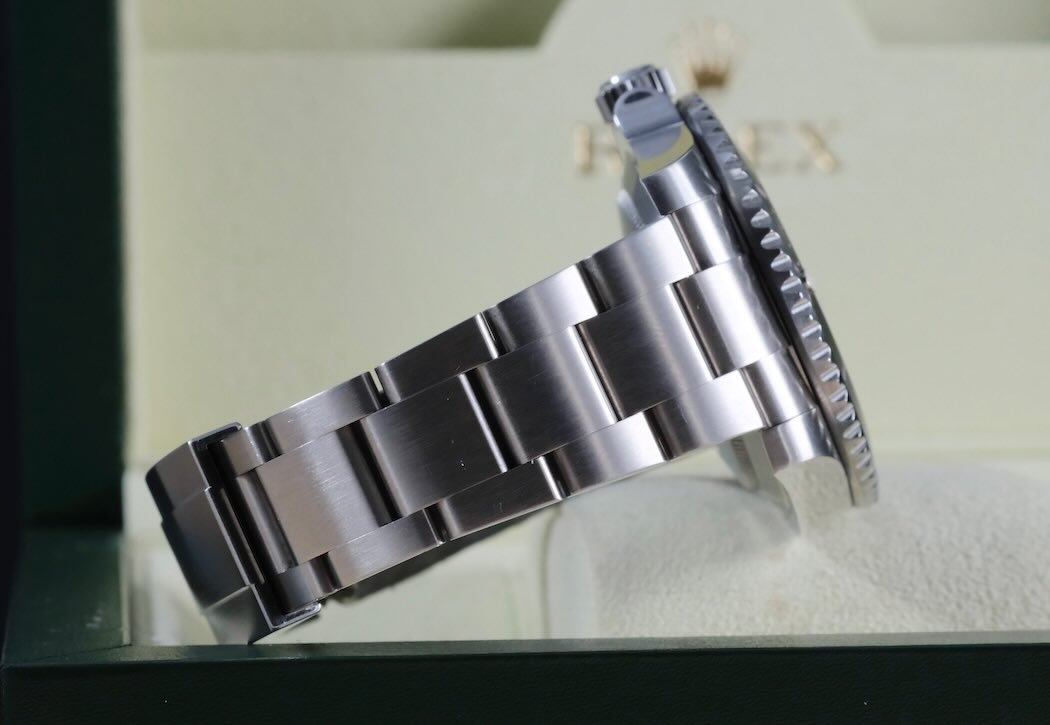 Rolex Submariner No Date 40 Mm Ref. 114060 – Image 9